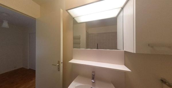 COURBEVOIE - Avenue du Parc - Appartement 2 pièces