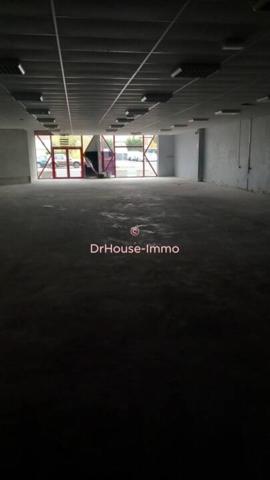 Commerce à vendre 4 pièces de 435 m²