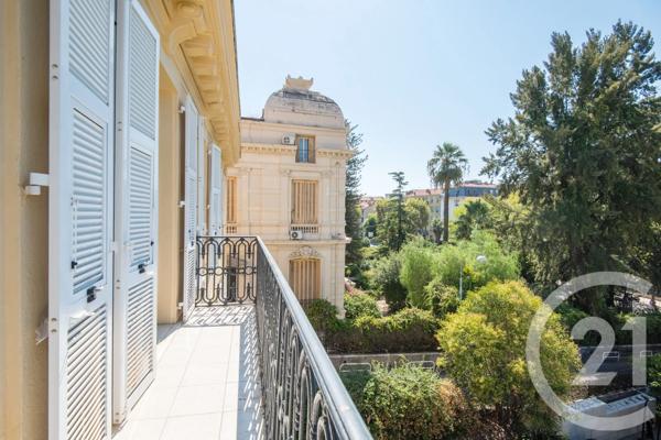 Appartement F6 à vendre  6 pièces - 143,78 m 2   NICE  - 06