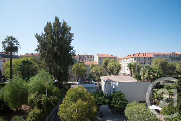 Appartement F6 à vendre  6 pièces - 143,78 m 2   NICE  - 06