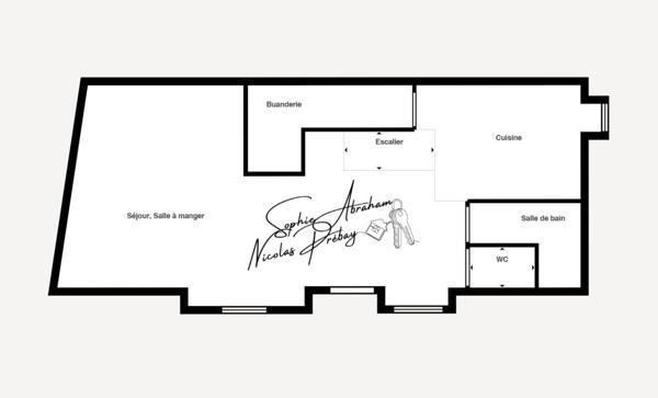 Maison en pierres de 3 pièces avec jardinet