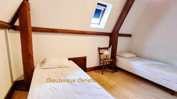 24200 Sarlat La Caneda :Maison et gîte, dépendances et piscine sur 5000m²