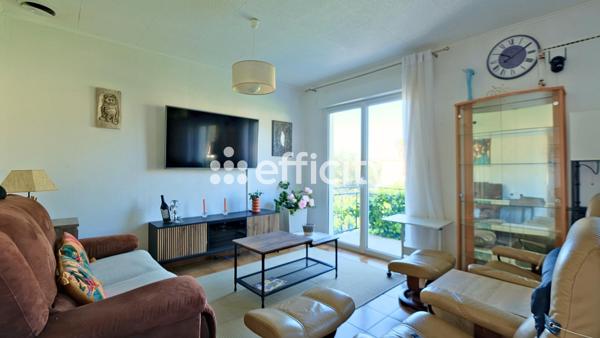 Maison
         5 pièces
        - 138 m² 345 000 € *
