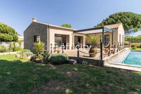Maison
         4 pièces
        - 110 m² Bien prestige 630 000 € *