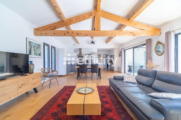 Maison
         4 pièces
        - 110 m² Bien prestige 630 000 € *