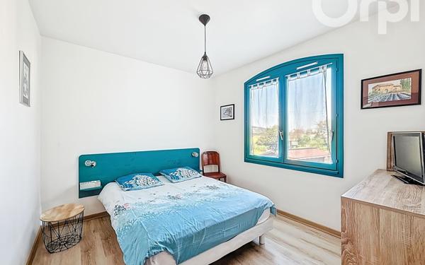 Maison à vendre    5 pièces •  Bons-en-Chablais