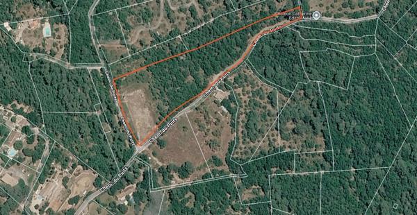 Terrain à vendre de 13 230M² TRANS EN PROVENCE (83)