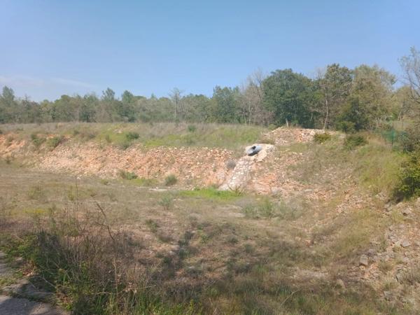 Terrain à vendre de 13 230M² TRANS EN PROVENCE (83)