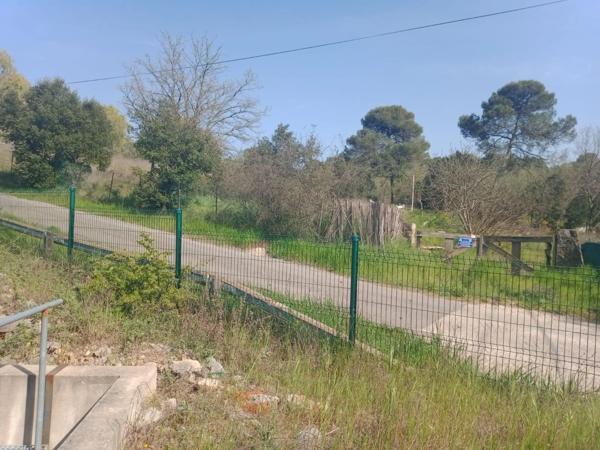 Terrain à vendre de 13 230M² TRANS EN PROVENCE (83)
