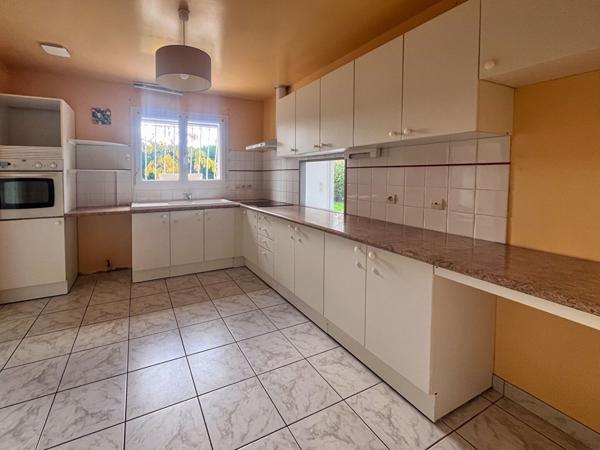 Maison 4 pièces/3 chambres - 112 m2 - Saint-Jean-de-Liversay (17170), Saint jean de liversay 17170