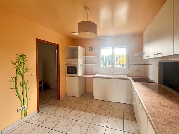 Maison 4 pièces/3 chambres - 112 m2 - Saint-Jean-de-Liversay (17170), Saint jean de liversay 17170