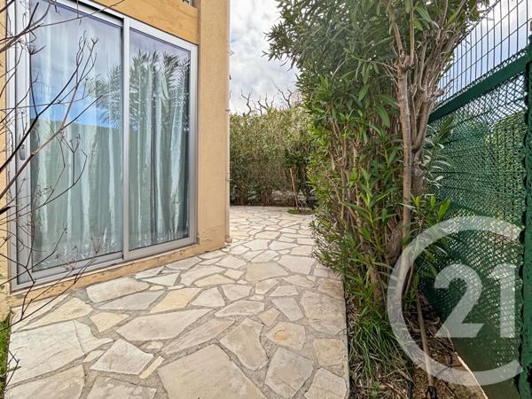 Appartement Studio Cabine à vendre  1 pièce - 21,44 m2 SANARY SUR MER - 83