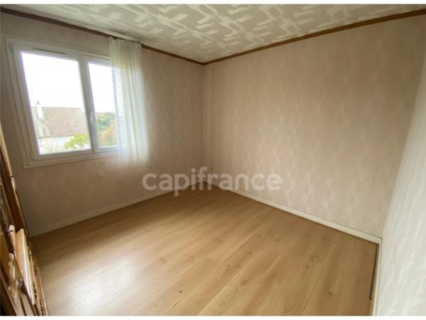 Maison individuelle – 4 chambres – Proche centre-ville