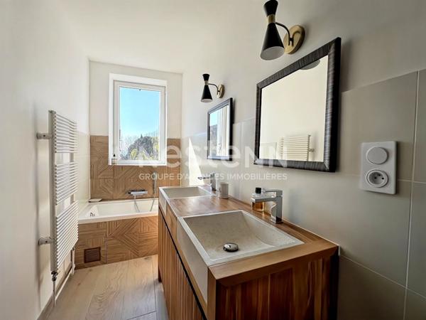 Maison de village T6 avec jardin