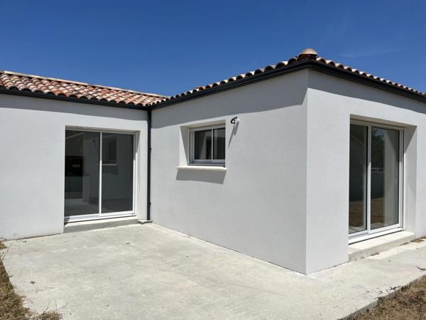 Maison à vendre 5 pièces SALLERTAINE (85)