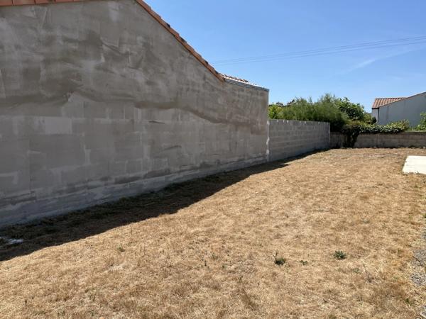 Maison à vendre 5 pièces SALLERTAINE (85)