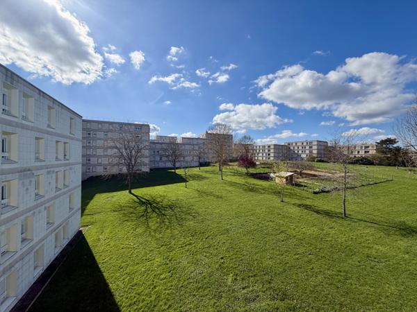 Appartement 3 pièces - 65 m² Exclusivité efficity