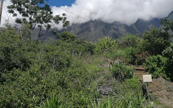 Terrain à vendre    Cilaos