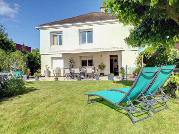 Maison familiale a la Ville aux Dames proche ecoles, commerces, Fil Bleu, Gare TGV, tram