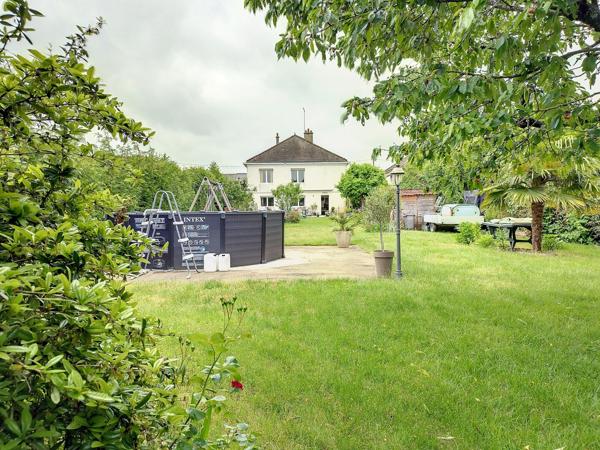 Maison familiale a la Ville aux Dames proche ecoles, commerces, Fil Bleu, Gare TGV, tram