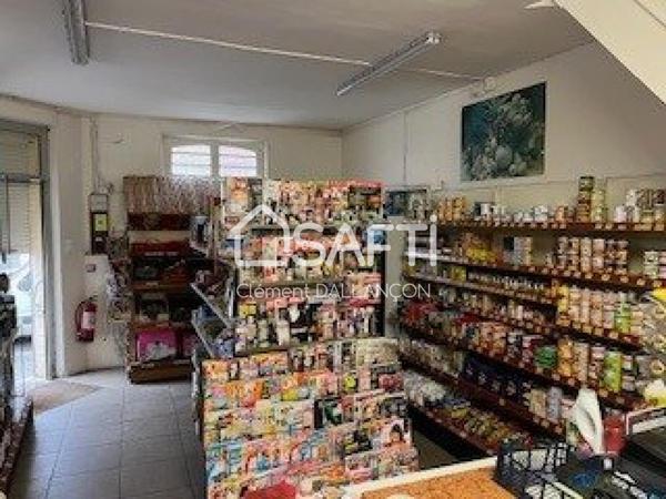 Immeuble de rapport ,commerce et logement locatif!