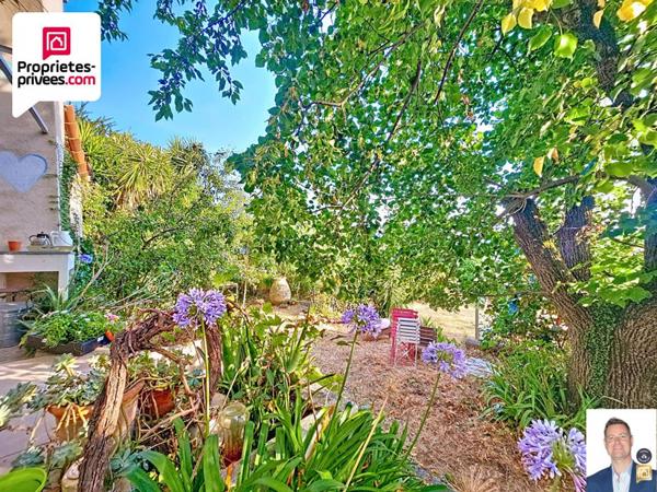 GRANDE MAISON DE VILLAGE D'ENVIRON 150 m2 ET JARDIN DE 555 M2