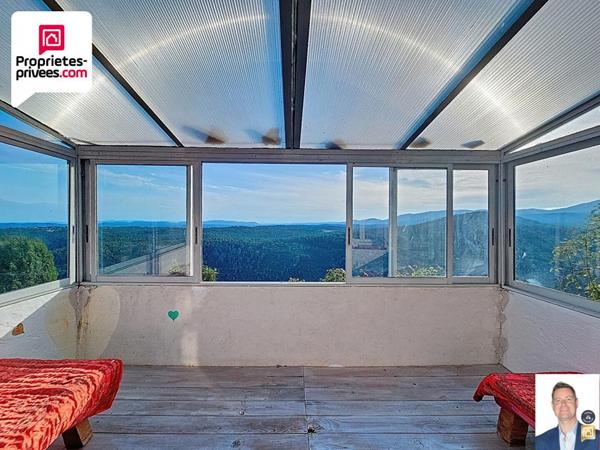 GRANDE MAISON DE VILLAGE D'ENVIRON 150 m2 ET JARDIN DE 555 M2