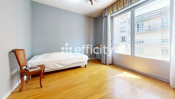 Appartement
         5 pièces
        - 125 m² Exclusivité 610 000 € *