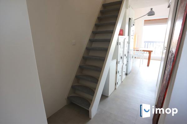 2 pièces avec TERRASSE et EMPLACEMENT PRIVATIF