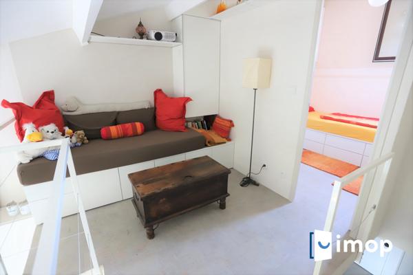 2 pièces avec TERRASSE et EMPLACEMENT PRIVATIF