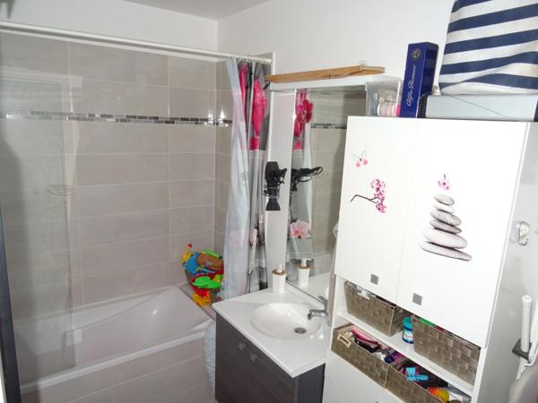 10 MN à pieds du Téléval (station temps durable) APPARTEMENT LIMEIL BREVANNES