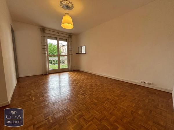 Appartement à louer 2 pièces 42m² Saint-Étienne (42000)