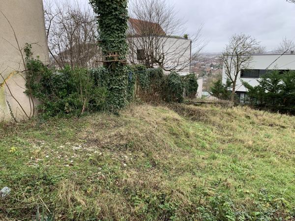 Terrain à bâtir à Chennevières sur Marne avec vue plongeante sur PARIS.