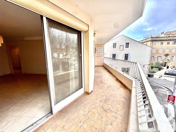 Appartement 4 pièces de 106 m² à Cavaillon (84300)