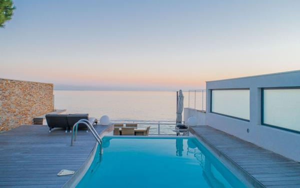 Maison à vendre    6 pièces • 215 m2 Angoulins