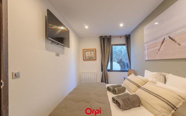 Maison à vendre    6 pièces • 215 m2 Angoulins