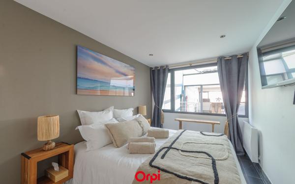 Maison à vendre    6 pièces • 215 m2 Angoulins