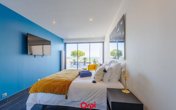 Maison à vendre    6 pièces • 215 m2 Angoulins