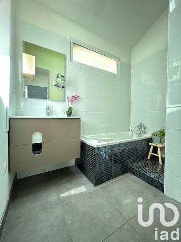 Maison à vendre 4 pièces 88 m² Crolles