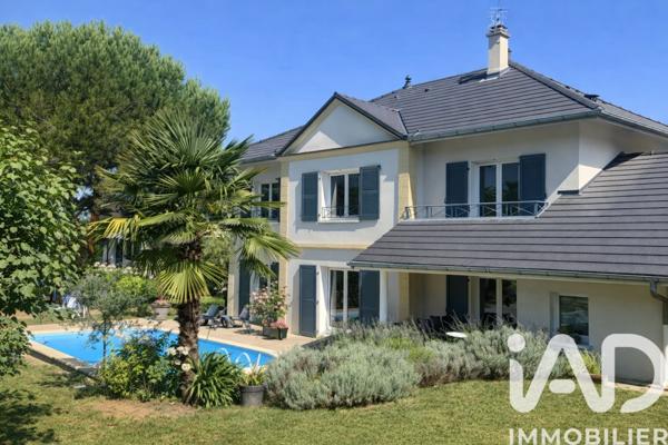 Maison à vendre 8 pièces 224 m² Challes-les-Eaux