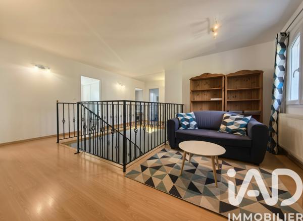 Maison à vendre 8 pièces 224 m² Challes-les-Eaux