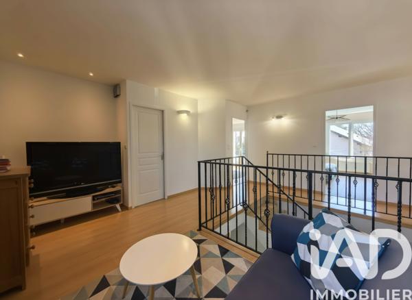 Maison à vendre 8 pièces 224 m² Challes-les-Eaux