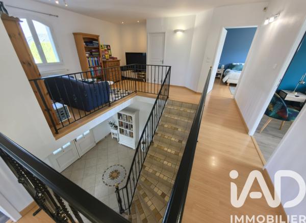 Maison à vendre 8 pièces 224 m² Challes-les-Eaux