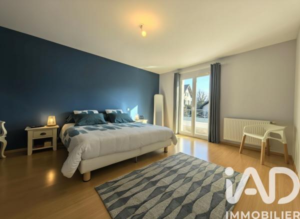 Maison à vendre 8 pièces 224 m² Challes-les-Eaux