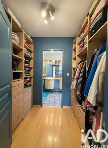 Maison à vendre 8 pièces 224 m² Challes-les-Eaux