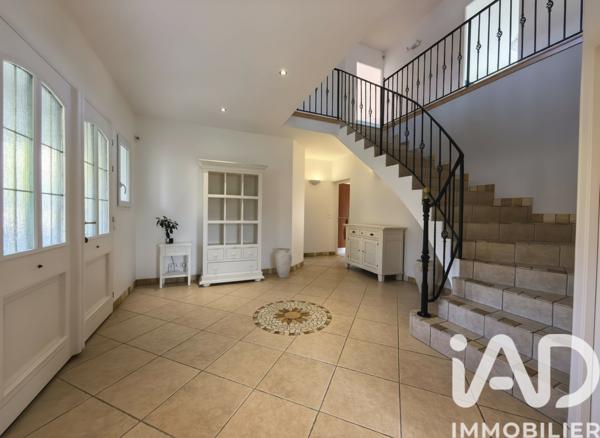 Maison à vendre 8 pièces 224 m² Challes-les-Eaux