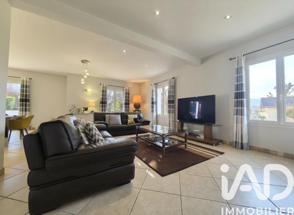 Maison à vendre 8 pièces 224 m² Challes-les-Eaux