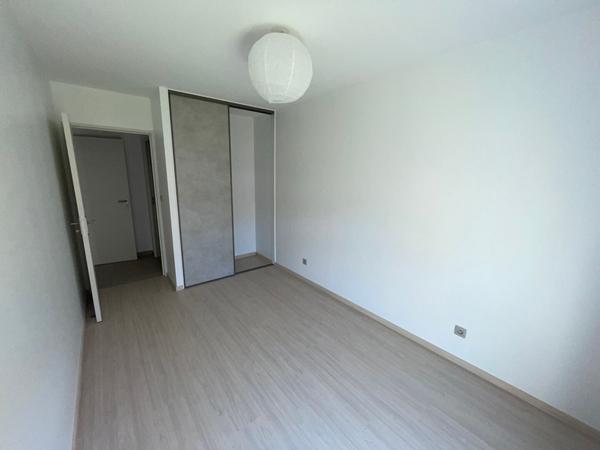 Appartement Peronnas 2 pièce(s) 54.43 m2