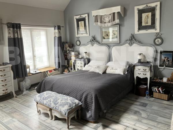 GRANDE MAISON AVEC JARDIN