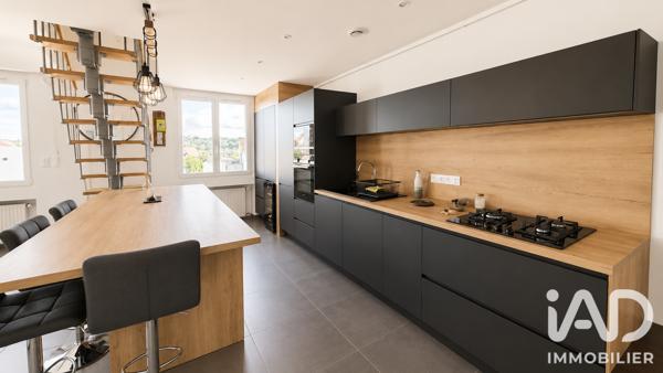 Appartement à vendre 4 pièces 89 m² Saint-Genest-Lerpt